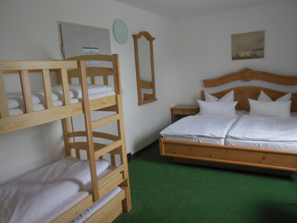 Hotel Asterra Saalfeld Saale Kültér fotó