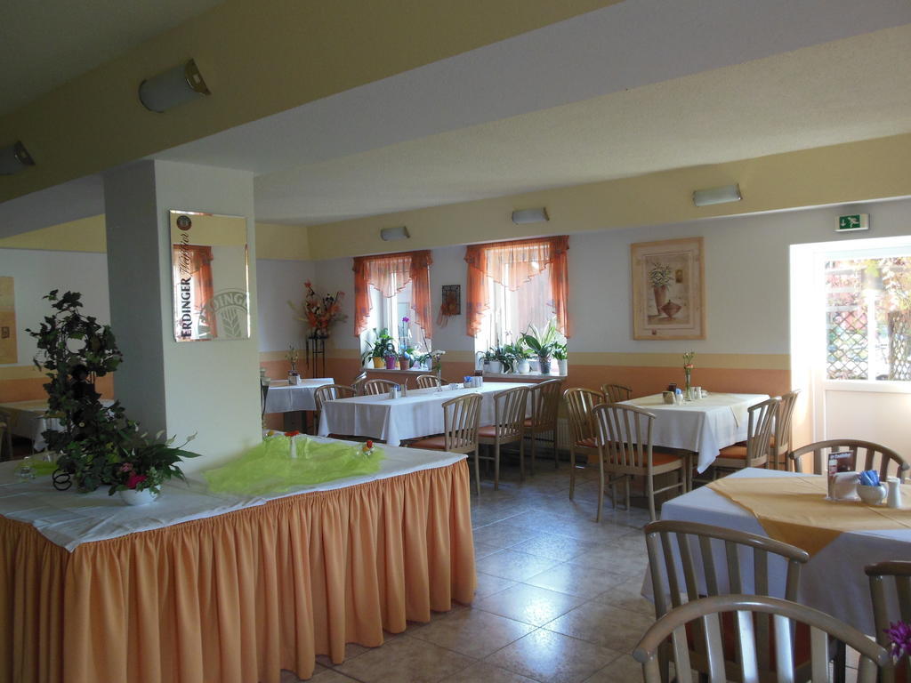 Hotel Asterra Saalfeld Saale Kültér fotó