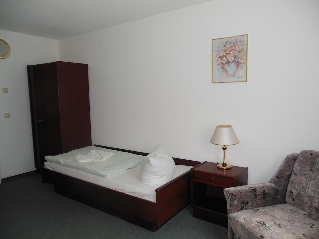 Hotel Asterra Saalfeld Saale Kültér fotó